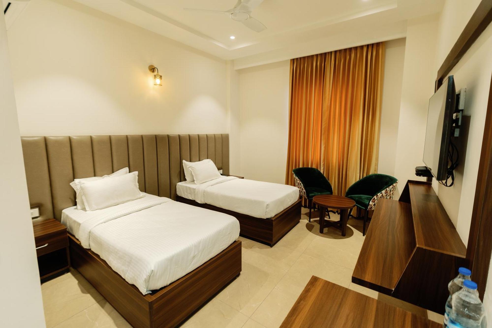 Grand Heritage Hotel & Resort لوديانا المظهر الخارجي الصورة